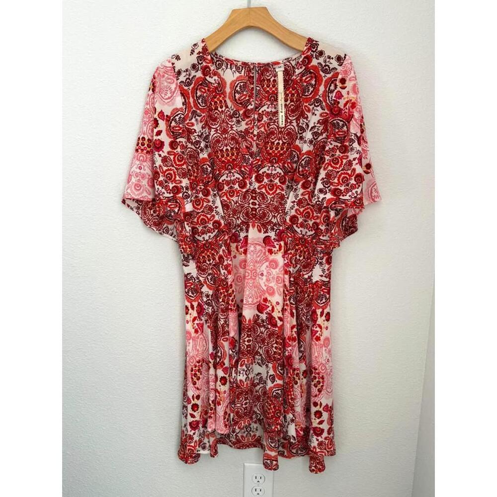 Uncle Frank Women’s Paisley Flutter Sleeve Vibrant Mini Dress Sz M